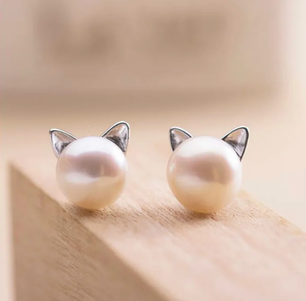 Sterling Silver Cat Pearl Stud Earrings