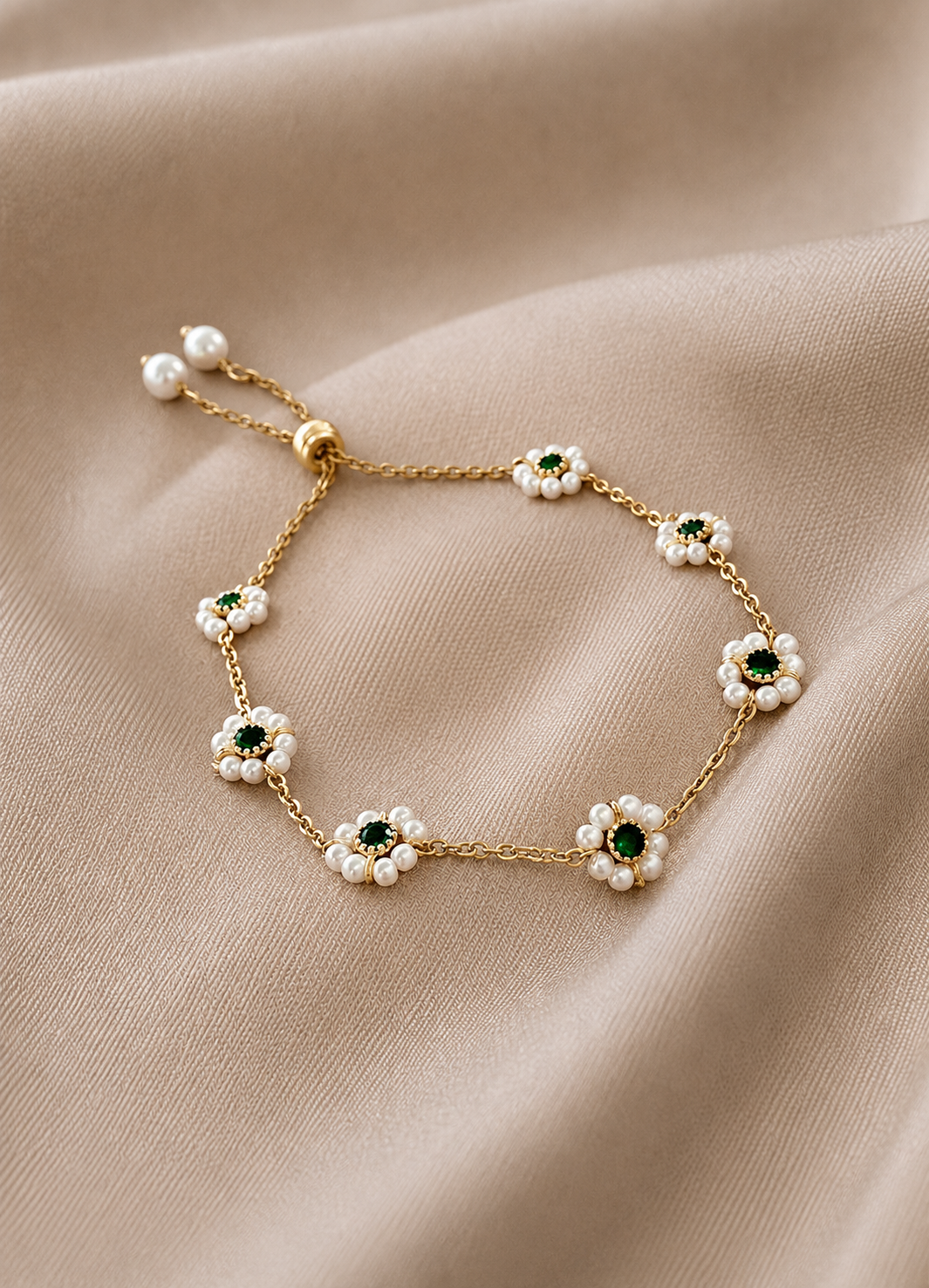 Emerald Daisy Bracelet