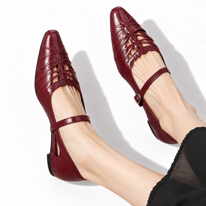 Quenber | Pointed Lattice-Cut Mary Jane Flat