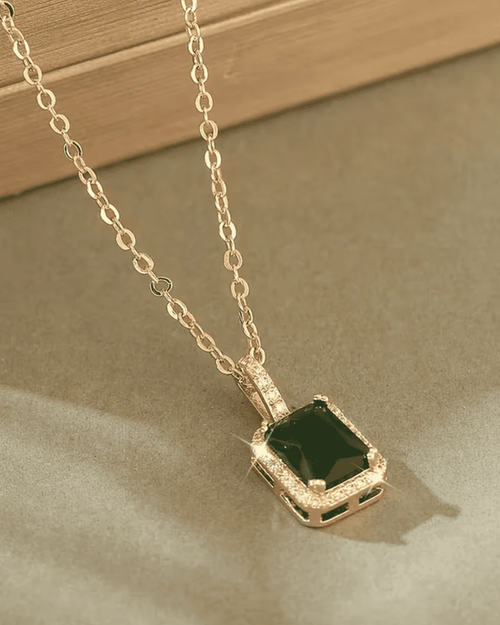Emerald Grace Necklace Green Forest