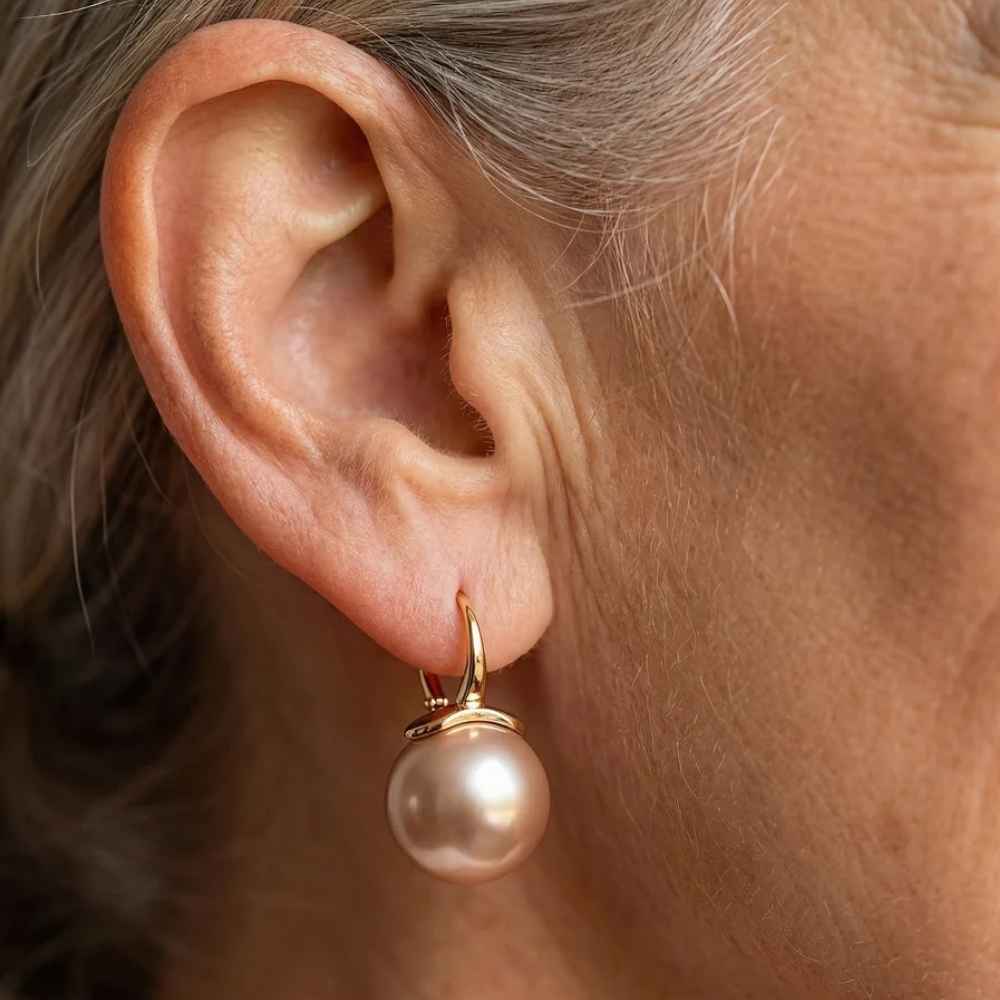 Touchy of Pearls Earrings