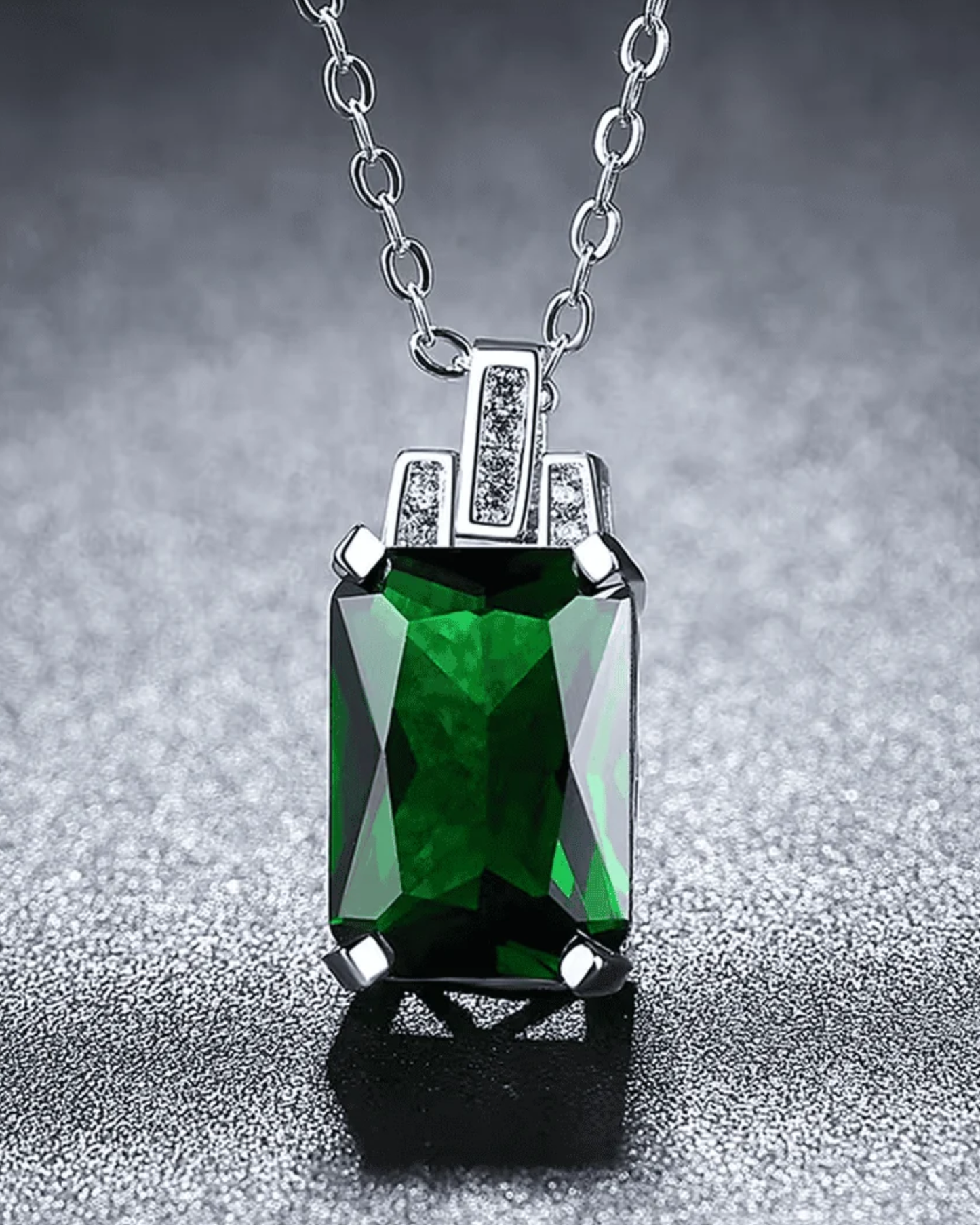 Baguette City Necklace Emerald