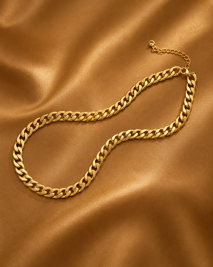 Chocho Necklace Gold