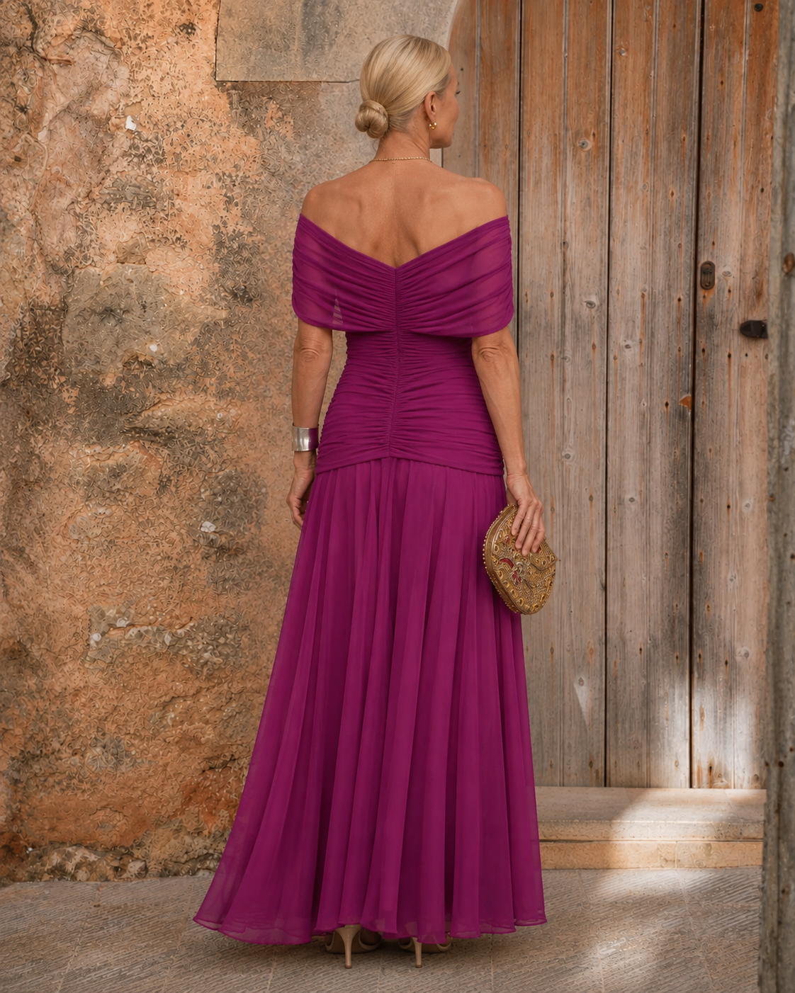 Vinoa | Elegant Flowing Dress